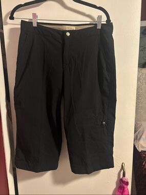 Royal Robbins Black Nylon Wide Leg Capri’s
